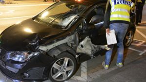 In Mönchengladbach wird am 16. Juni 2017 ein Fußgänger bei einem illegalen Autorennen getötet. Er ist einer von vielen Opfer, die dem Raser-Wahnsinn zum Opfer fallen. Foto: dpa