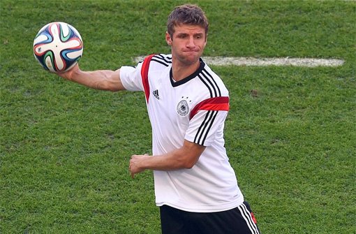 Thomas Müller ist der bisher beste deutsche Torschütze bei der WM und mit der Kritik an der deutschen Mannschaft überhaupt nicht einverstanden. Foto: dpa