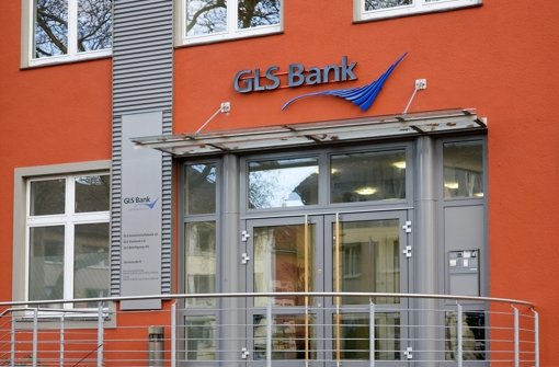 Der Eingang zum Hauptsitz der GLS Bank in Bochum. Die Gemeinschaftsbank ist das nachhaltigste Geldinstitut in Deutschland. Foto: GLS Bank