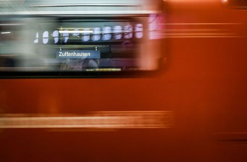 Wohin fährt die S-Bahn? Eine Untersuchung, die die Region Stuttgart in Auftrag gibt, beschäftigt sich mit neuen Trassen von den Fildern ins Neckartal und in Stuttgarts Norden. Foto: Lichtgut/Max Kovalenko