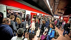 Erfolg trotz Verspätungen: immer mehr Fahrgäste nutzen die S-Bahn. Foto: Lichtgut/Leif Piechowski
