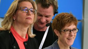 Die Spitzenkandidaten Anke Rehlinger (SPD) und Annegret Kramp-Karrenbauer (CDU) bei der Wahl im Saarland. Foto: dpa