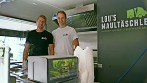Daniel Krcmar und Markus Zimmermann sind Maultaschenfans – und haben dies nun zum Beruf gemacht. Foto: Fritzsche