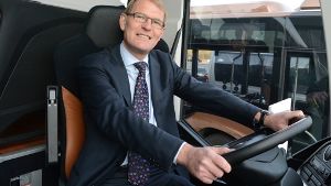 Der Chef der Daimler-Bussparte Hartmut Schick.  Foto: dpa