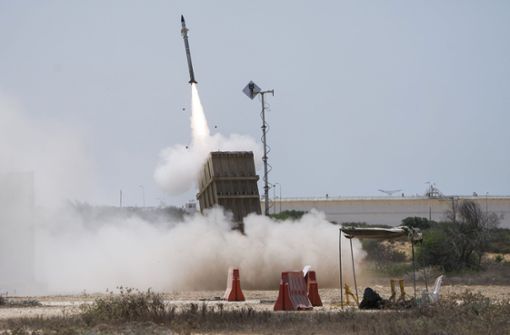 Noch hat Israels Raketenabwehr die Lage im Griff. Foto: dpa/Ariel Schalit