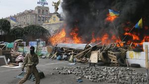 Die Separatisten in der Ostukraine fordern eine Feuerpause. Doch die Armee rückt weiter vor. Die Gefechte werden erneut härter.  Foto: dpa