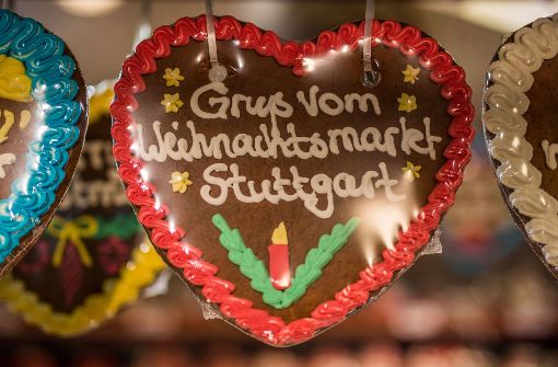 Der Stuttgarter Weihnachtsmarkt ist auch bei ausländischen Gästen sehr beliebt. Foto: dpa