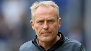 Freiburg-Trainer Christian Streich kritisiert, dass Leverkusen-Trainer Roger Schmidt nach den Beleidigungen „wie eine Sau durchs Dorf getrieben“ werde. Foto: Getty