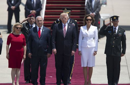 US-Präsident Donald Trump mit seiner Frau Melania und dem israelischen Ministerpräsidenten Benjamin Netanyahu und dessen Frau Sara. Foto: AP