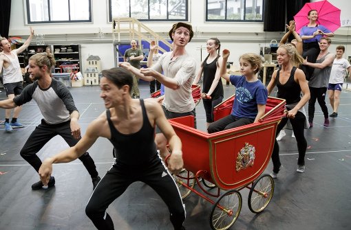 Probe mit Kinderdarsteller Jannis für das Musical „Mary Poppins“ Foto: Jan Potente