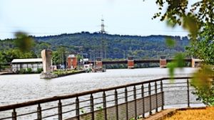 Die Binnenschifffahrt auf dem Neckar träumt von einem Schleusenausbau bis zum Plochinger Hafen Foto: Ines Rudel