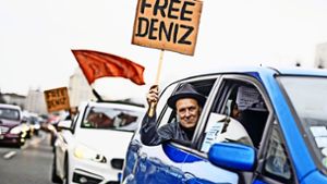 Ein Protest gegen die Haft von „Welt“-Korrespondent Deniz Yücel. Foto: Rex Features