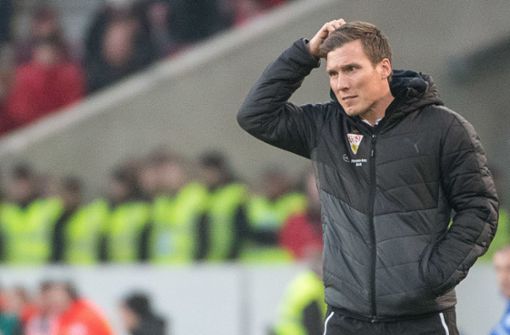 Am Ende fand er keine Antworten auf die sportlichen Fragen mehr: Ex-VfB-Coach Hannes Wolf Foto: dpa