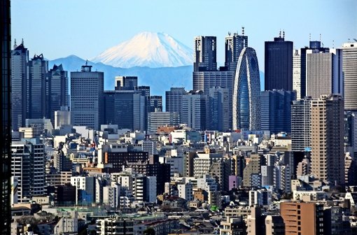 In Tokio möchte Emine Cankaya  bei einer Firma ein Praktikum machen, um die japanische Arbeitswelt kennen zu lernen. Foto: dpa