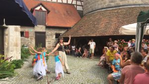 Die Besucher der Burg Reichenberg erwartet ein unterhaltsames Programm. Foto: Paulinenpflege