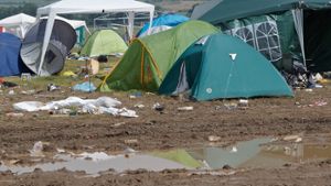 Das „Rock am Ring“-Campinggelände in Mendig ist am Montag menschenleer – nur einige Zelte stehen noch. Foto: dpa