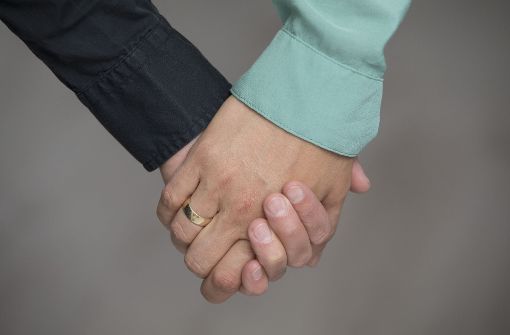 Am Freitag wurde das Gesetz zur Öffnung der Ehe für Homosexuelle im Bundesgesetzblatt verkündet. Am 1. Oktober tritt es in Kraft. Foto: dpa