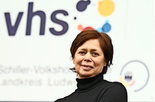 Constanze Weis leitet seit Juli 2020 die Schiller-Volkshochschule. Foto: Werner Kuhnle