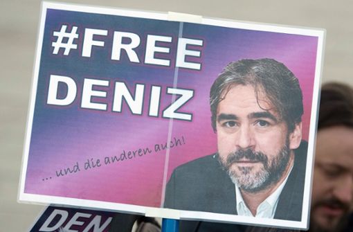 Ein Jahr lang war Deniz Yücel in der Türkei festgehalten worden. Foto: dpa