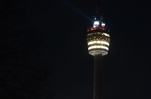 Auch der Fernsehturm schaltet für die diesjährige Earth Hour eine Stunde lang die Beleuchtung ab. Foto: Andreas Rosar