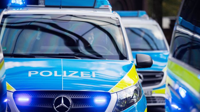 Polizei sucht älteren Kombi mit Stuttgarter Kennzeichen