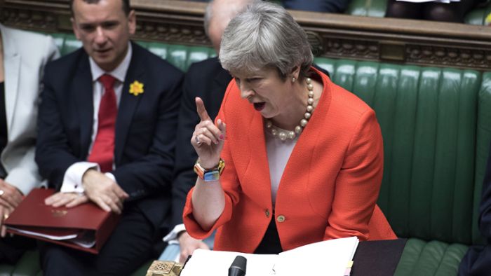 Theresa May beharrt  auf dem Austrittsdatum
