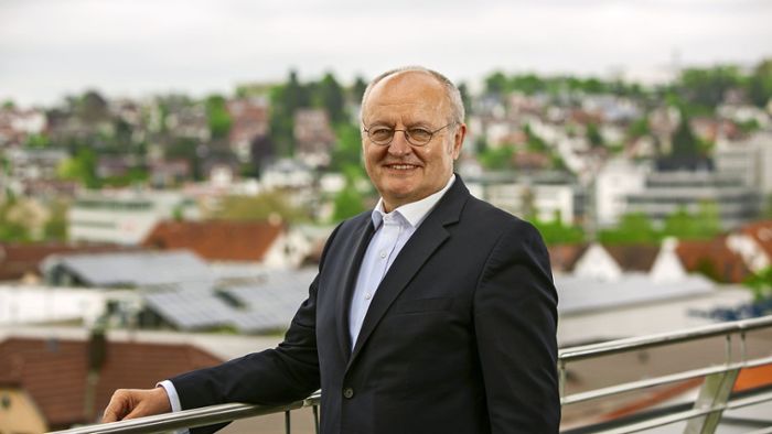 Nach 18 Jahren im Volksbankvorstand:   Heinz Fohrer geht in den Ruhestand