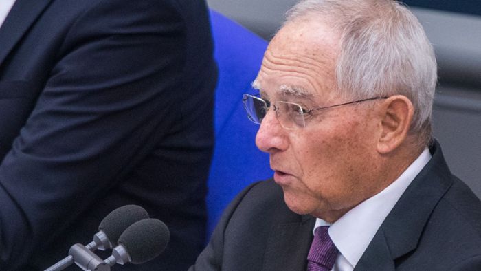 Schäuble mahnt – und Weidel cremt sich ein
