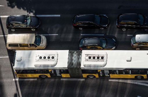 Die Luftbelastung durch Verkehr in der Stadt ist erheblich. Foto: Lichtgut/Max Kovalenko