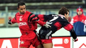 Emerson (l) spielte von 1997 bis 2000 für Bayer Leverkusen. Foto: Frank Leonhardt/dpa