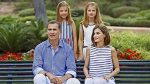 Bitte recht freundlich: König Felipe im Kreise seiner Familie. Foto: dpa