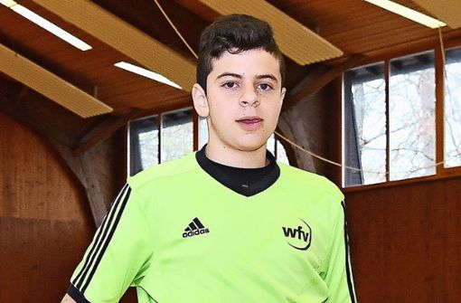 Für Loris Grassi ist das Futsal-Stützpunkttraininig in Ruit  nur ein Anfang. Mittelfristig hofft er auf  noch größere Karriereschritte. Foto: Günter Bergmann