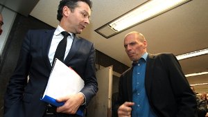 Eurogruppen-Chef Jeroen Dijsselbloem (links) mit Griechenlands Finanzminister Gianis Varoufakis Foto: dpa