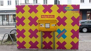 So sieht eine der Wahlurnen für Berliner Exil-Schwaben aus, die die Werbeagentur Heimat im Auftrag der FDP plazierte. Foto: FDP Baden-Württemberg