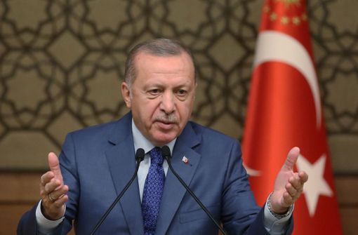 Am Dienstag hatte der türkische Präsident Recep Tayyip Erdogan damit gedroht, vermehrt IS-Anhänger nach Europa zu schicken. Foto: dpa