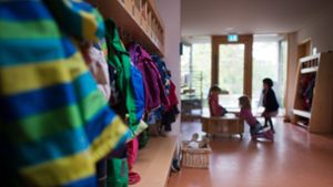 Das neue Handbuch für Erzieherinnen soll die Qualitätsstandards an den städtischen Kindertagesstätten in Ostfildern sichern und weiterentwickeln. Foto: dpa