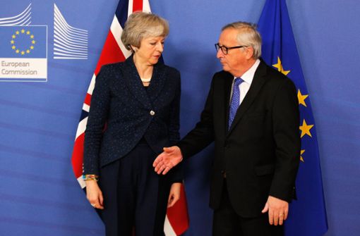 Abstimmungsprobleme: Die britische Premierministerin Theresa May Anfang Februar beim Besuch im Headquarter der EU-Kommission mit deren Präsident Jean-Claude Juncker. Foto: Getty Images Europe