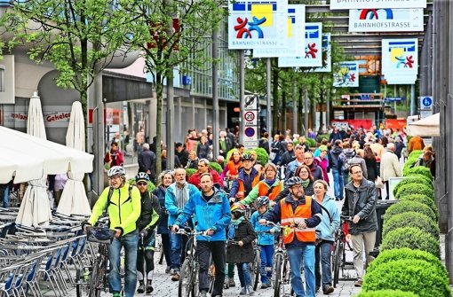Schwachstelle Bahnhofstraße Esslingen: Wer sein Fahrrad liebt, der schiebt Foto: Horst Rudel