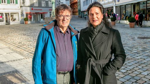Josef Minarsch-Engisch und Argyri Paraschaki-Schauer finden, dass eine vielfältige Gesellschaft weit mehr noch zur Normalität werden muss – auch in Esslingen. Foto: Roberto Bulgrin