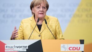 Nach dem Ende des Bundestagswahlkampfs bereits im niedersächsischen Landtagswahlkampf unterwegs: Angela Merkel bei einem Auftritt in Hildesheim Foto: dpa