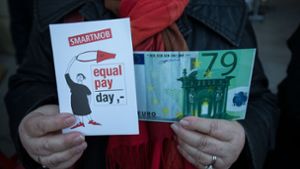 Der Equal Pay Day macht darauf aufmerksam, dass Frauen und Männer immer noch ungleich bezahlt werden. Das Bild stammt aus dem Jahr 2019. Foto: Lichtgut/Leif Piechowski