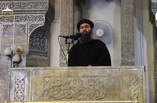 IS-Anführer Abu Bakr al-Bagdadi hatte vor fast genau drei Jahren das „Kalifat“ der Dschihadisten  in der Moschee ausgerufen. Foto: FURQAN MEDIA