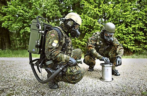 ABC-Abwehr im Einsatz: So weit wollen es die  Anwärter auch einmal bringen. Foto: Bundeswehr/Jana Neumann