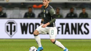 Mesut Özil startet mit der deutschen Fußball-Nationalmannschaft am 24. Mai in die Vorbereitung auf die EM in Frankreich.  Foto: Pressefoto Baumann