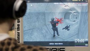 Computerspieler spielt das Ballerspiel Counter-Strike Foto: AP