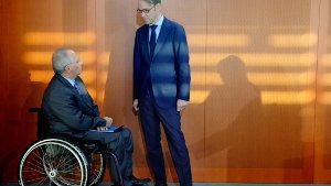 Bundesbankchef Jens Weidmann (rechts) und Finanzminister Wolfgang Schäuble (CDU) Foto: dpa