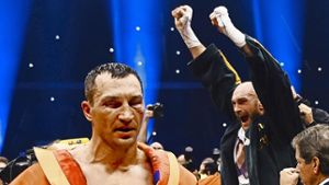 Schwer gezeichnet: Boxer Wladimir Klitschko (li.) nach der Niederlage gegen Tyson Fury Foto: Getty