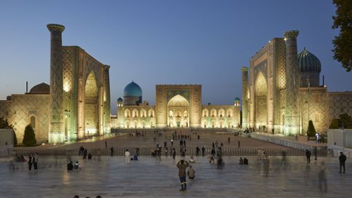 Der Registan in Samarkand ist die usbekische Antwort auf den Petersplatz in Rom. Foto: Volker Renner