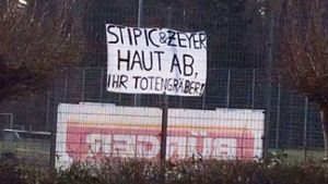 Die Proteste gegen die sportliche Leitung der Stuttgarter Kickers werden lauter. Foto: Screenshot Facebook.com/SWR Sport