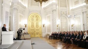 Jedes Jahr ein Spektakel: die Ansprache von Wladimir Putin im Kreml. Foto: dpa